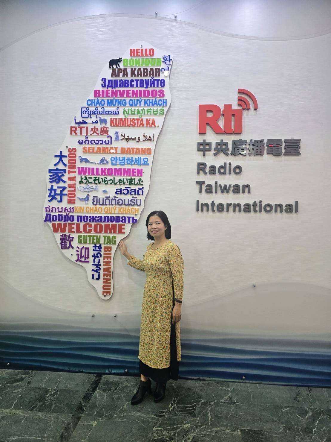 Di dân mới Phạm Thị Cúc không ngừng học hỏi để thực hiện ước mơ của bản thân - Tập 1 Di dân mới Phạm Thị Cúc không ngừng học hỏi để thực hiện ước mơ của bản thân - Tập 1