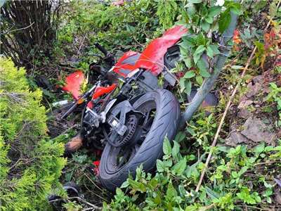 Theo thống kê, trong năm 2025, trên các tuyến đường lên xuống núi Hợp Hoan đã xảy ra tổng cộng 9 vụ tai nạn loại A1 do buồn ngủ và lái xe trong trạng thái mệt mỏi, khiến 10 người thiệt mạng, trong ảnh là hiện trường một vụ tai nạn xảy ra tại khu vực núi Hợp Hoan (Ảnh: Do Cơ quan Cảnh sát cung cấp)