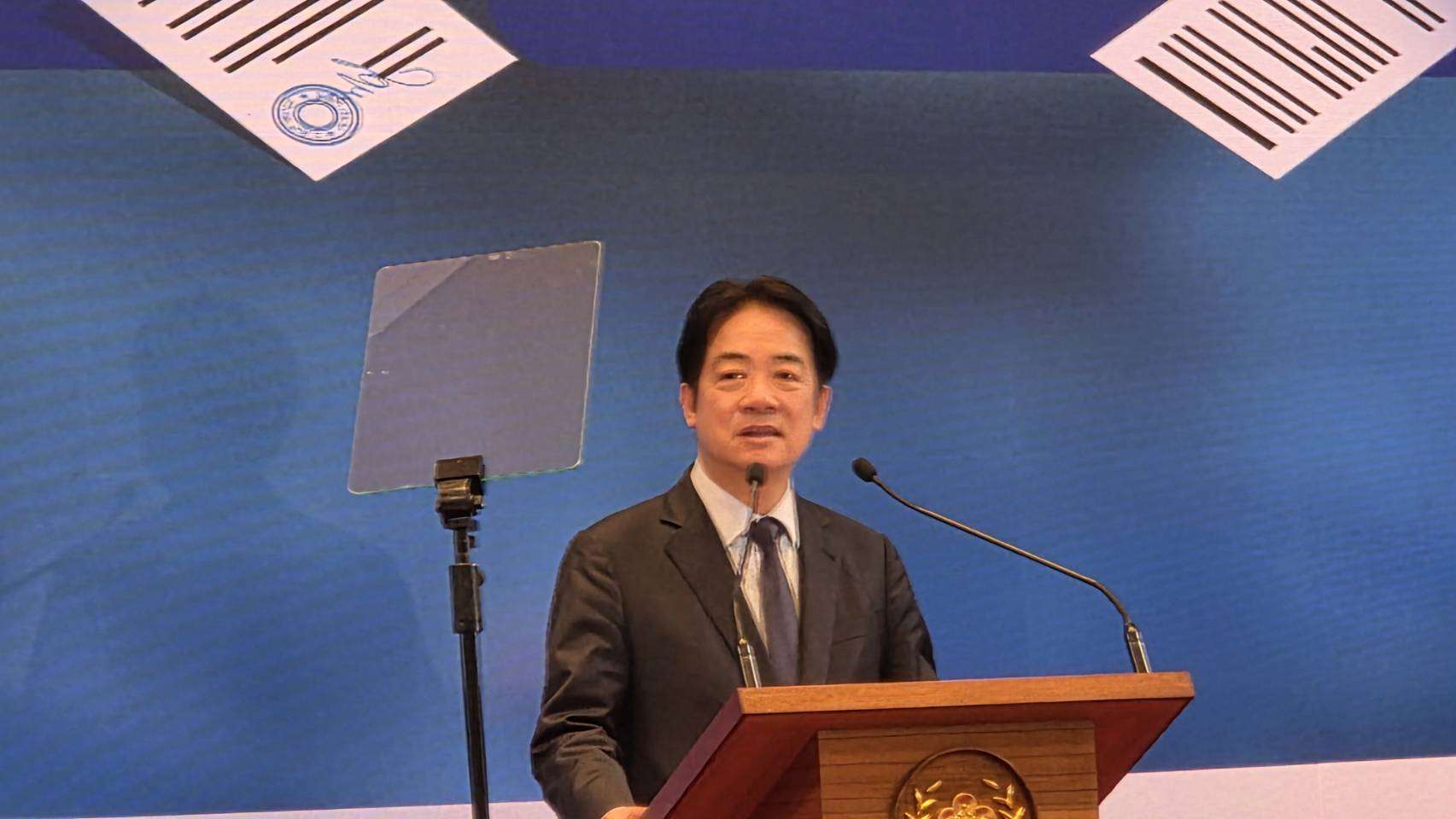 Tổng thống Lại Thanh Đức chủ trì họp báo sau cuộc họp cấp cao về an ninh quốc gia tại Phủ Tổng thống. (Ảnh: Rti)