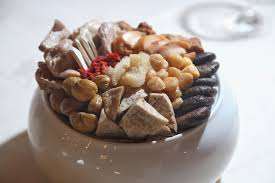 Món Phật nhảy tường 