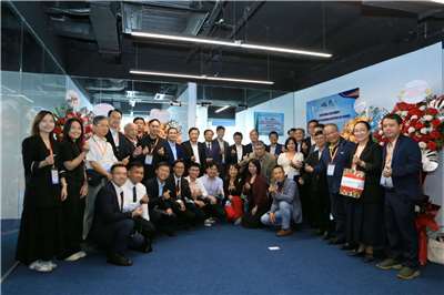 Chương trình học bổng Intense ngoài cung cấp điều kiện học bổng ưu thế cho sinh viên, còn tạo điều kiện để sinh viên ra trường có thể làm việc tại các doanh nghiệp hàng đầu. 