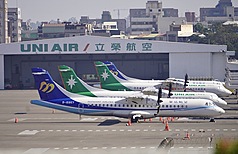 Xung đột leo thang tác động mạnh ngành du lịch Trung Đông, các chuyến bay kv Đông Nam Á trở nên tấp nập.
