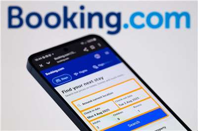 Ngay sau khi phát hiện sự cố, Booking.com đã lập tức cập nhật mã PIN mới cho các đơn đặt phòng và thông báo cho những khách hàng bị ảnh hưởng. (Ảnh: AFP)