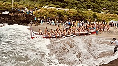 "Ovayan" dự kiến sẽ khởi hành vào ngày 15/6, xuất phát từ cảng Long Môn (Lan Dữ) và cập cảng Mahatao thuộc quần đảo Batanes, Philippines. Trong ảnh là khi thực hiện nghi thức hạ thủy vào ngày 9/6. (Ảnh do Quỹ Văn hóa Dân tộc nguyên trú cung cấp/ CNA)
