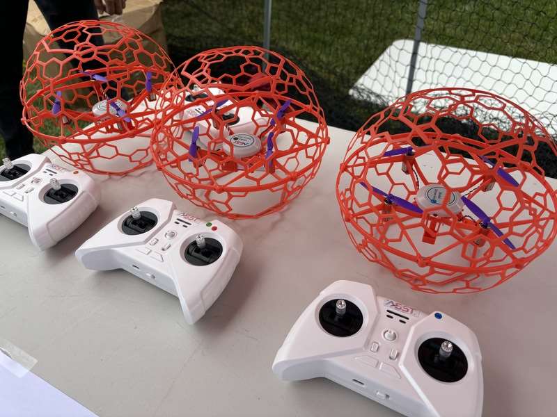 Bóng đá drone bùng nổ tại Đài Loan, trở thành môn thể thao công nghệ được học sinh yêu thích. (Ảnh: Chính quyền huyện Gia Nghĩa cung cấp)