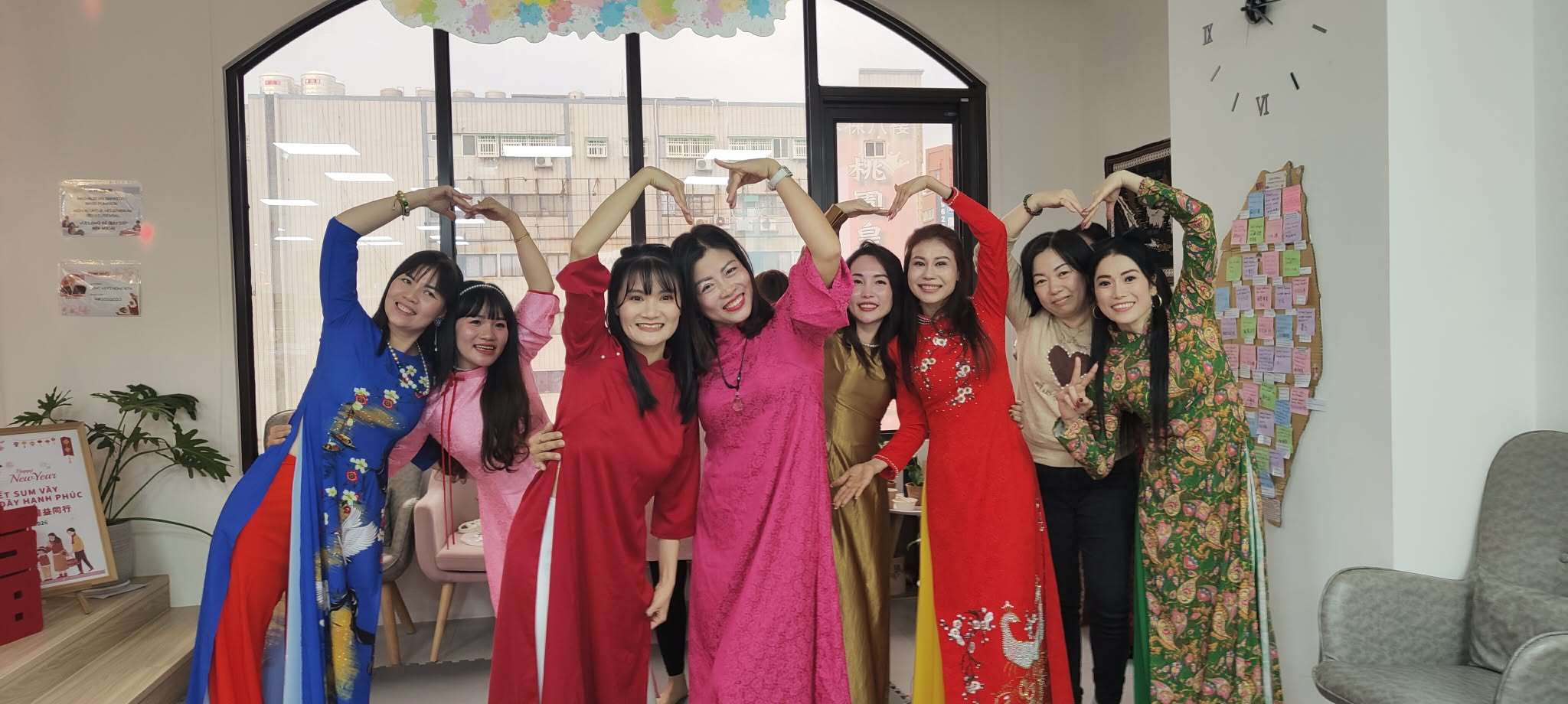 Tiệc tất niên dành cho cộng đồng người Việt tại Trung tâm Phục Vụ Tư Vấn Phụ Nữ Và Trẻ Em Người Nước Ngoài #Wo_Space (ảnh: #Wo_Space cung cấp)